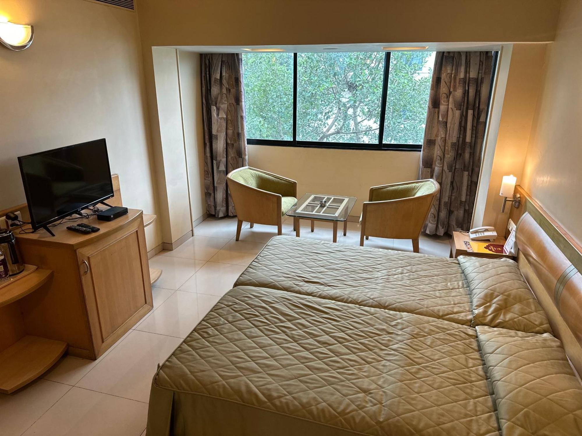 Hotel Ashirwad Pune Exterior foto