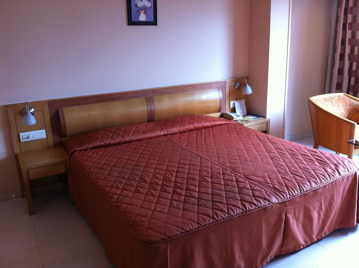 Hotel Ashirwad Pune Exterior foto